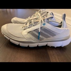 Adidas ClimateCool golf shoes women’s size 8.5